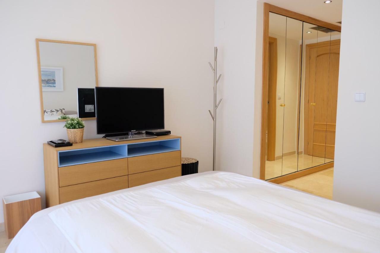 Luxury Modern Apartment With Terrace, Pool And Garage! Μαρμπέλλα Εξωτερικό φωτογραφία