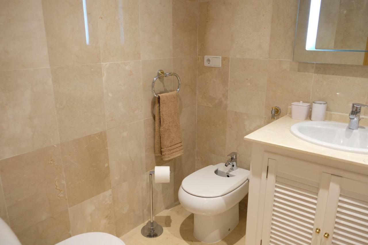 Luxury Modern Apartment With Terrace, Pool And Garage! Μαρμπέλλα Εξωτερικό φωτογραφία