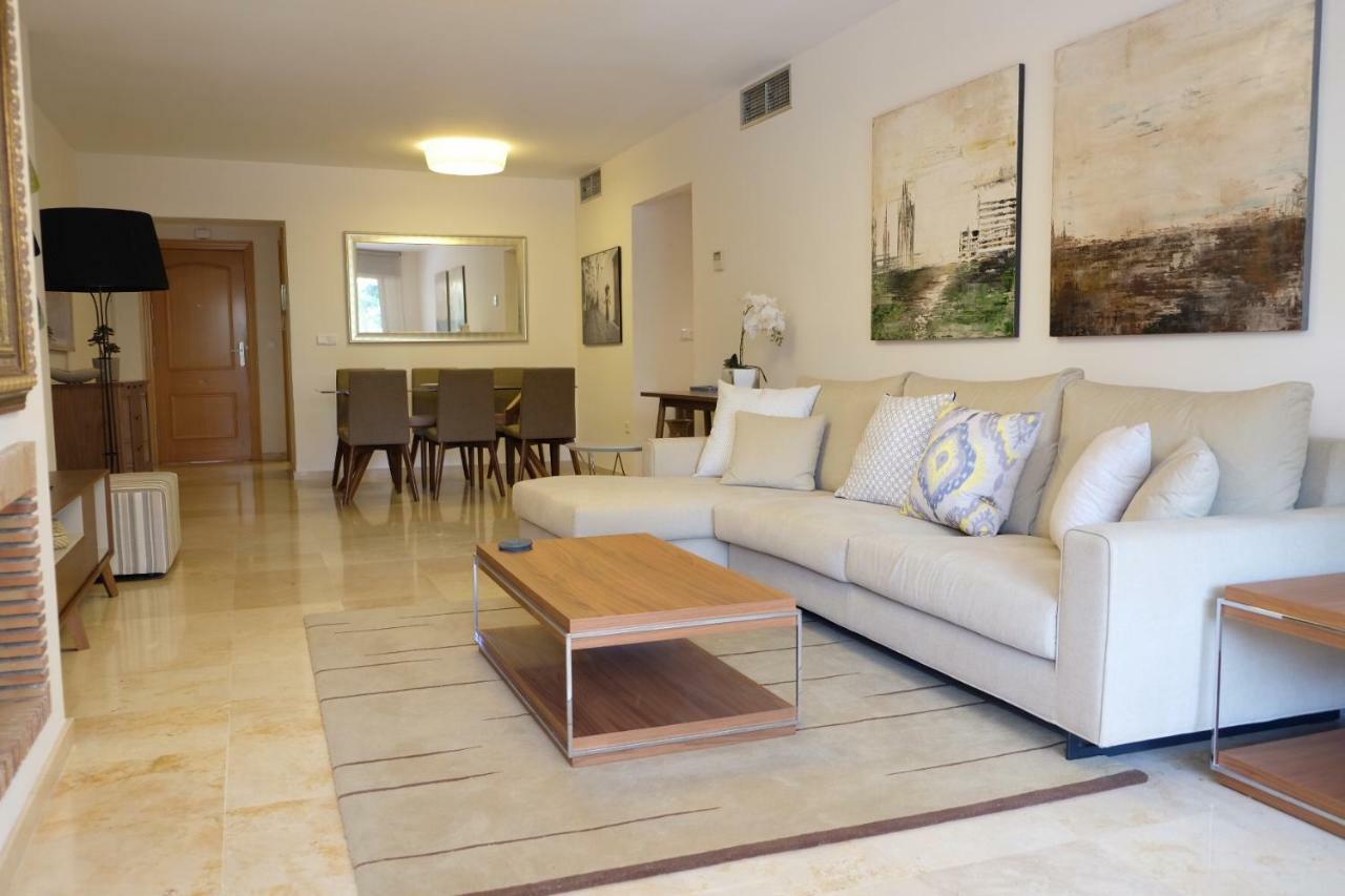 Luxury Modern Apartment With Terrace, Pool And Garage! Μαρμπέλλα Εξωτερικό φωτογραφία